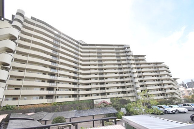 【外観】 | 【ルーフテラス付き】藤和千里ハイタウン