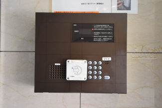 【エントランス】 | オートロック