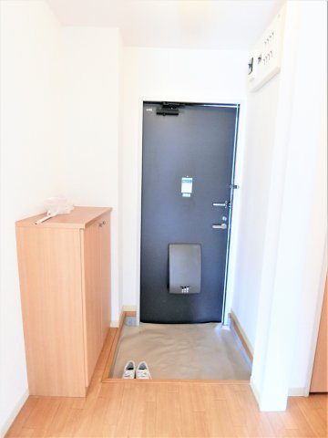 サンモールヨシダの玄関