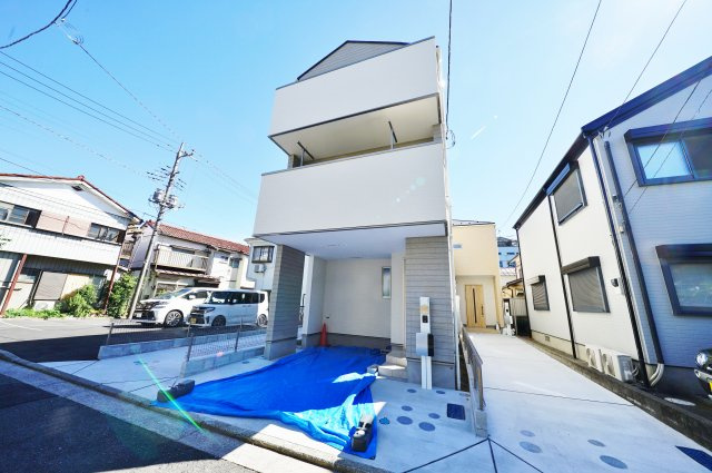 今井小学校徒歩５分！17.6帖の開放感のあるリビング♪３ＳＬＤＫ！保土ヶ谷区今井町　全４棟新築戸建ての外観