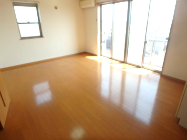 僚蘭舎の居間・リビング