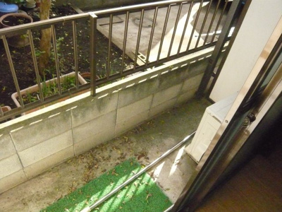 【バルコニー】 | センチュリーシオン国立 | 写真は１階のものです