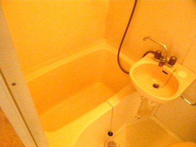 【浴室】 | センチュリーシオン国立 | 写真は１階のものです