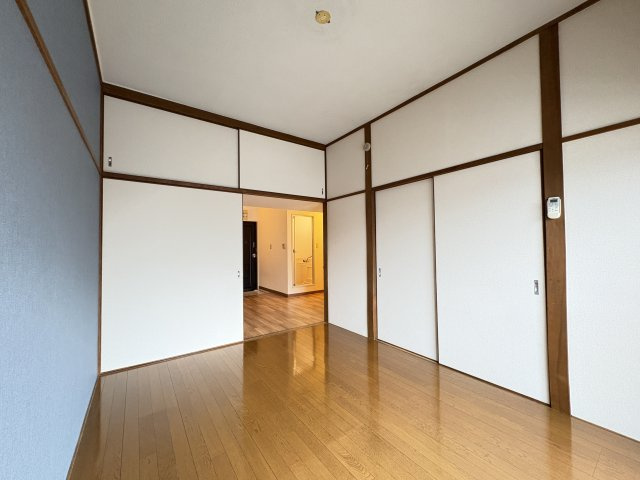 サンライズNの居間・リビング|写真は同建物の別部屋を参考に掲載しております。