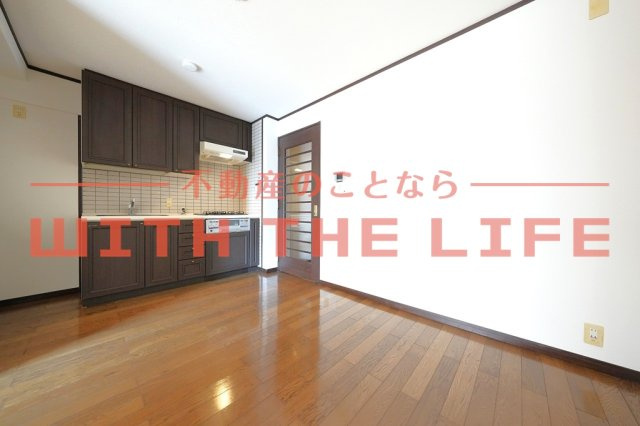 ライオンズマンション久留米駅東【キャッシュバック対象物件】の居間・リビング|ゆったりとしたリビングです