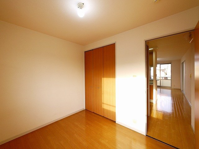 アネックスグリーンガーデンの洋室|広々とした洋室です