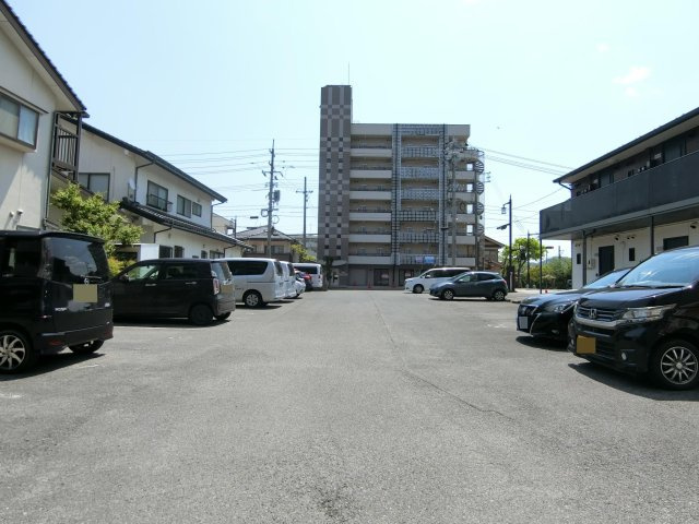 アーバンシーの駐車場