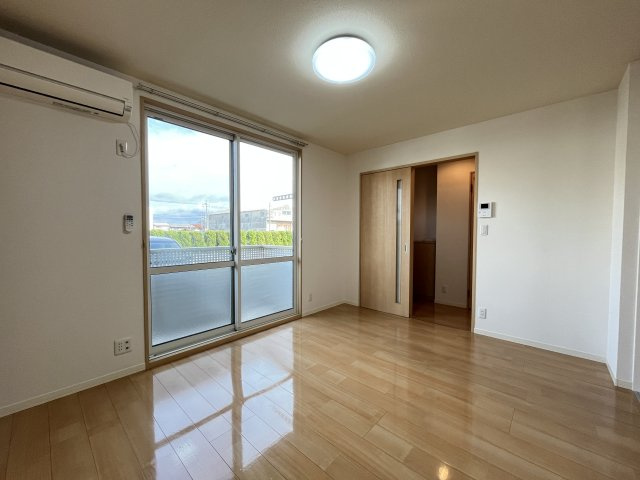 パインデュー　A棟の洋室