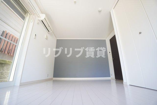 ハウスカーマインの居間・リビング