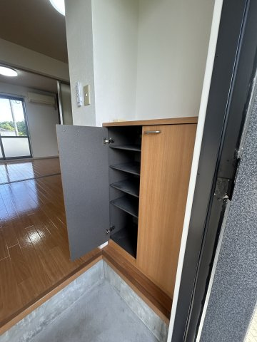 ラフォーレアダチの収納