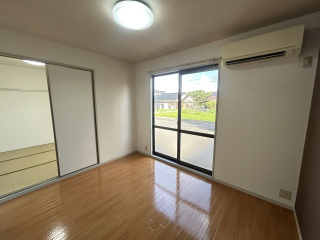 ラフォーレアダチの居間・リビング