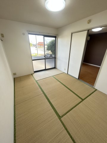 ラフォーレアダチの和室