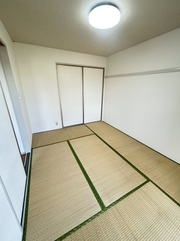 ラフォーレアダチの和室