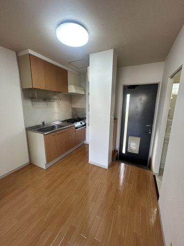 ラフォーレアダチの洋室