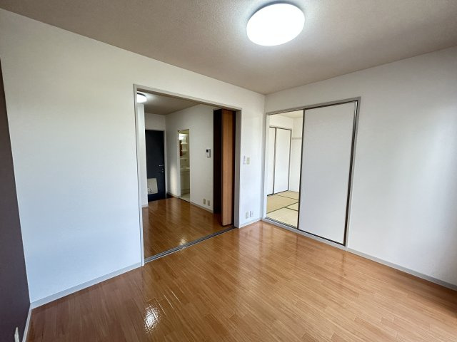 ラフォーレアダチの居間・リビング