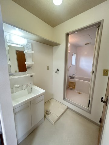 ラフォーレアダチの洗面所