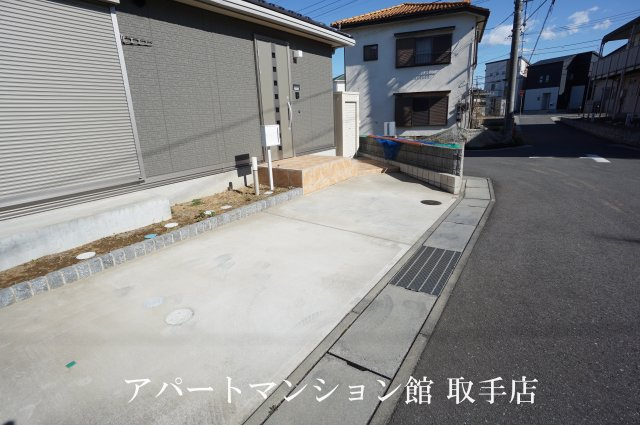 ルーチェの駐車場