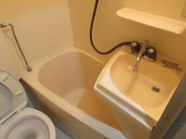 他の部屋の写真使用してます