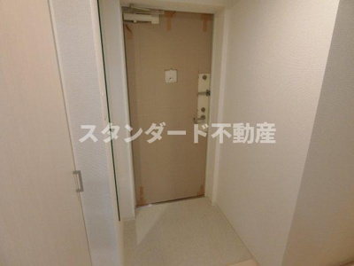 【玄関】 | セレニテ福島カルム