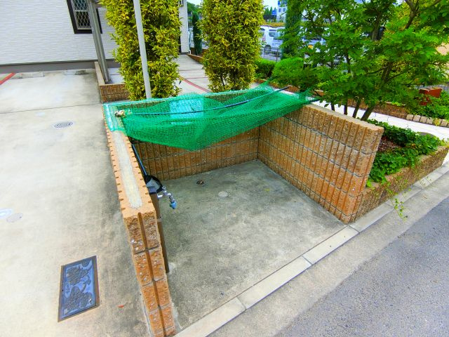 creciaの周辺