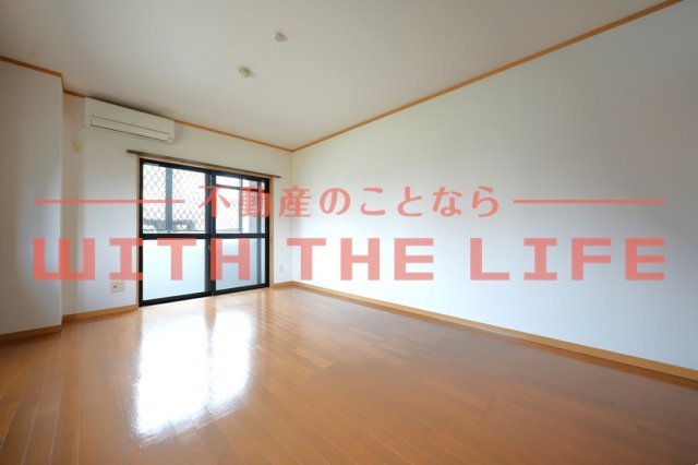 ピュアクローネII【キャッシュバック対象物件】の居間・リビング|使いやすいリビングです