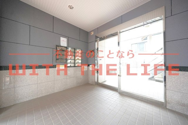 ピュアクローネII【キャッシュバック対象物件】のエントランス|毎日通るエントランスはこのようになっています