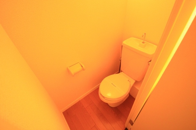 レオパレス菱屋西のトイレ