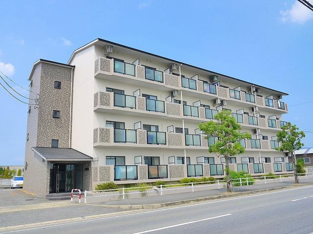 シャトー東九条の外観|外観は落ち着いています