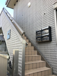 【エントランス】 | オシャレな階段です！