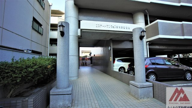 エステートマンション久留米医大前壱番館のエントランス