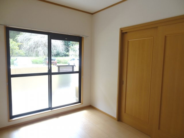 ルイーゼの洋室