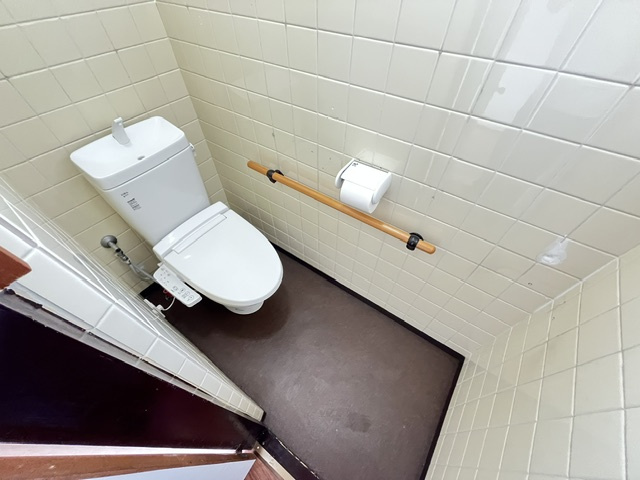 伏山一戸建てのトイレ