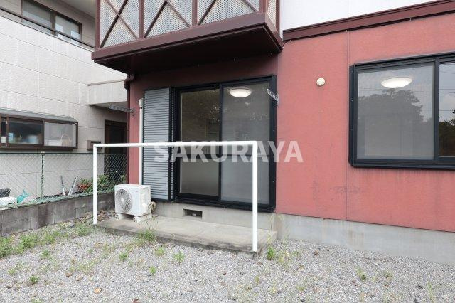 ラフォーレ福居7の庭|2025年7月撮影。