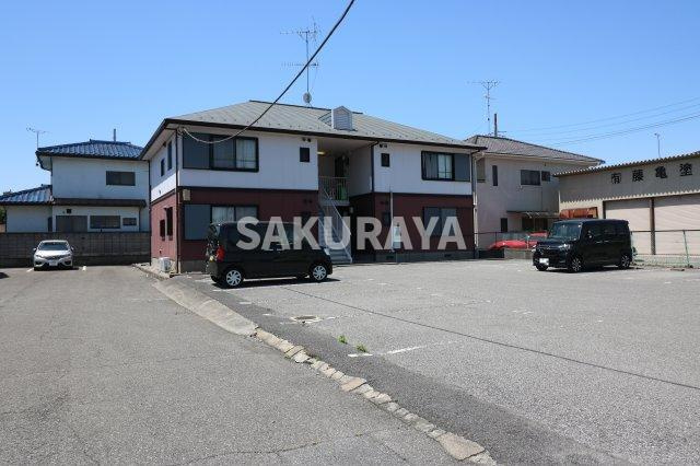 ラフォーレ福居7の駐車場