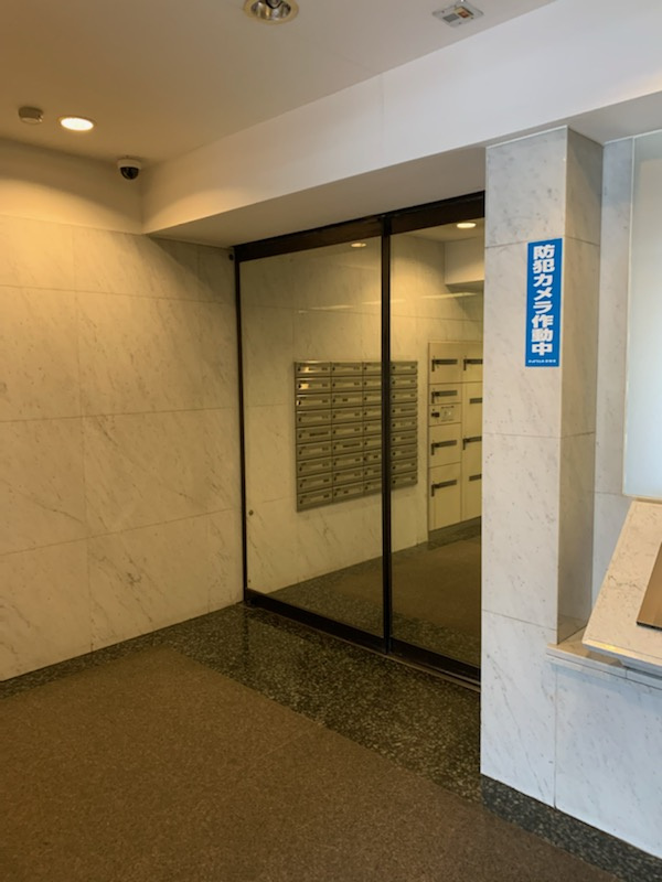 ＩＭ桜木町ビルのエントランス