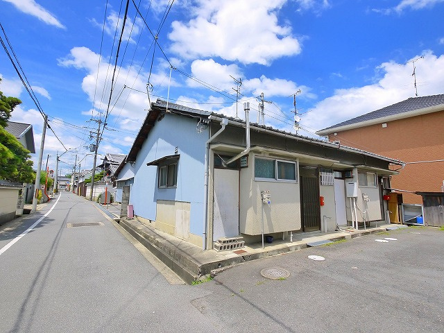 塚本貸家の外観
