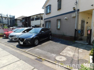 【駐車場】