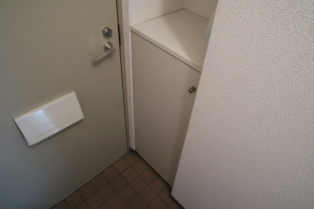 シャンティイ和歌浦の玄関