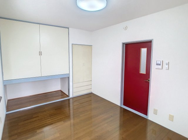 田村ハイツBの洋室