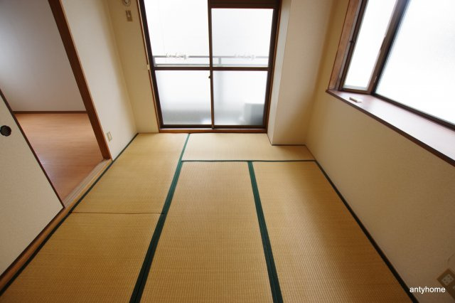 ベルメゾン高倉　仲介手数料無料の和室