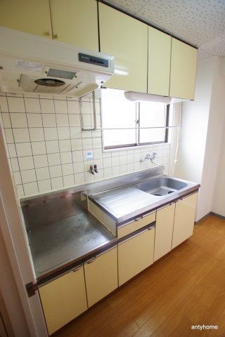 ベルメゾン高倉　仲介手数料無料のキッチン