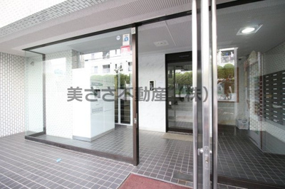 【エントランス】 | メゾン・ド・ノア明神町