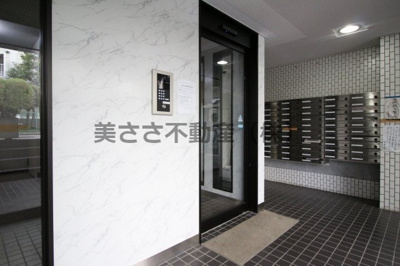 【エントランス】 | メゾン・ド・ノア明神町