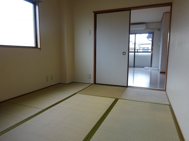 レジデンスかしわぎの和室