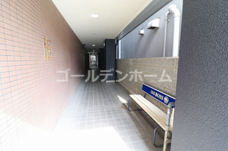 【エントランス】