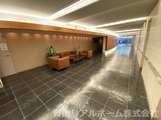 【ロビー】