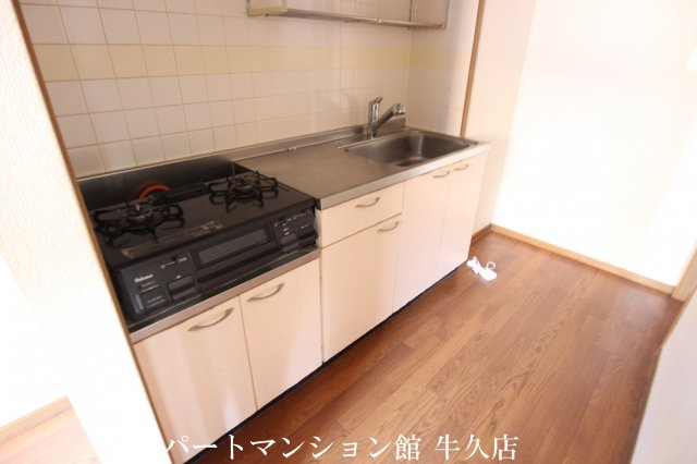 キャッスルタルイ弐番館のキッチン