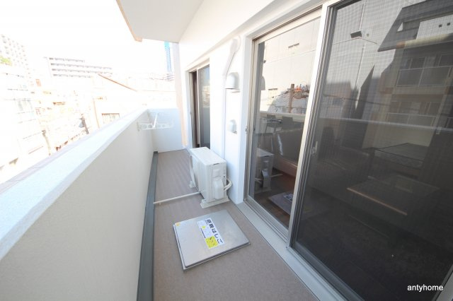 セレニテ梅田北プレミアム　仲介手数料無料のバルコニー