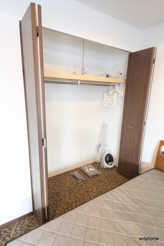 セレニテ梅田北プレミアム　仲介手数料無料の収納