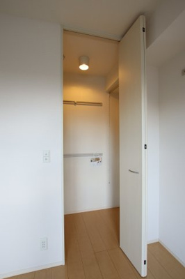 【収納】 | ガトーナふくだⅡ | ウォークインクローゼット